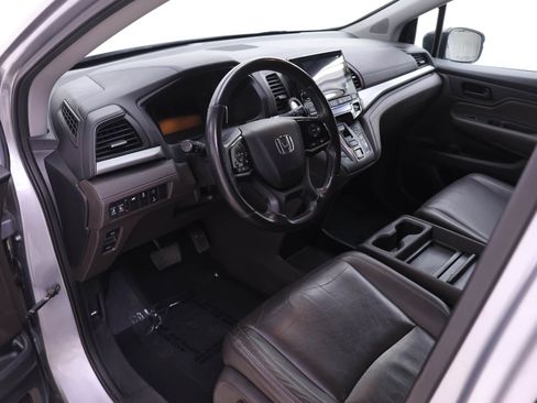 Used 2018 Honda Odyssey EX-L image 3