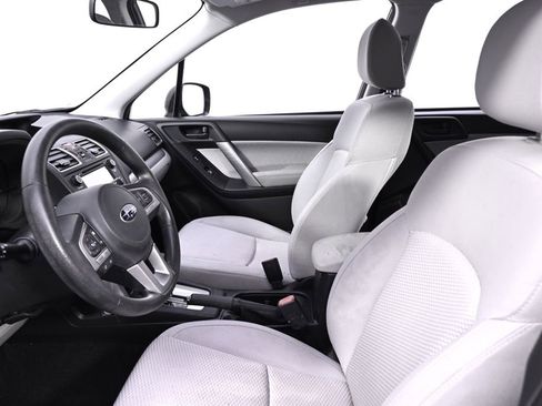 Used 2018 Subaru Forester 2.5i w/ Alloy Wheel Package image 13