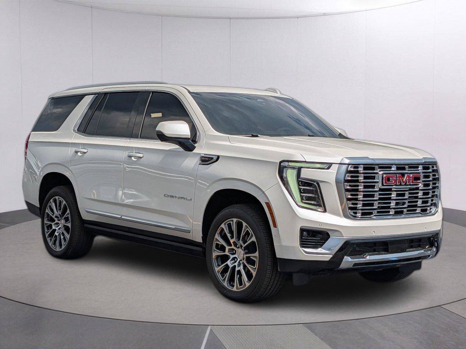 Used 2025 GMC Yukon Denali RWD image 7