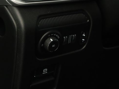 Used 2022 Jeep Wagoneer Series I AWD/4WD image 10