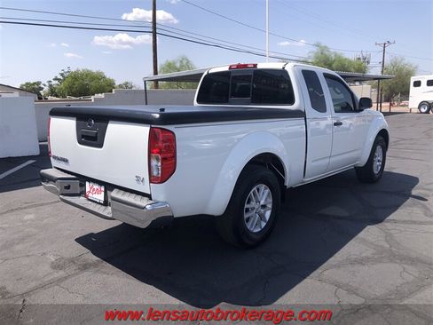 Used 2019 Nissan Frontier SV RWD image 8