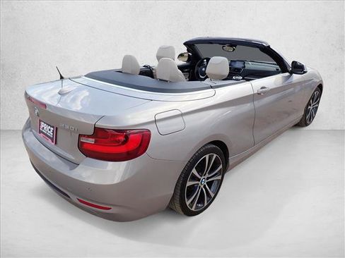 Used 2017 BMW 230i Convertible RWD image 4