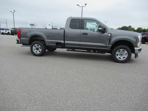 New 2026 Ford F350 XLT image 4
