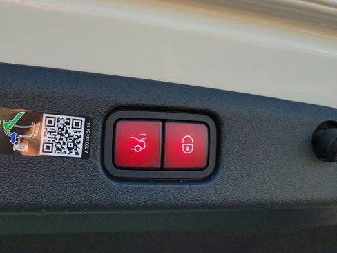 Certified 2026 Mercedes-Benz E 350 Sedan image 35