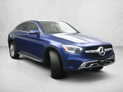 Used 2020 Mercedes-Benz GLC 300 4MATIC Coupe image 4