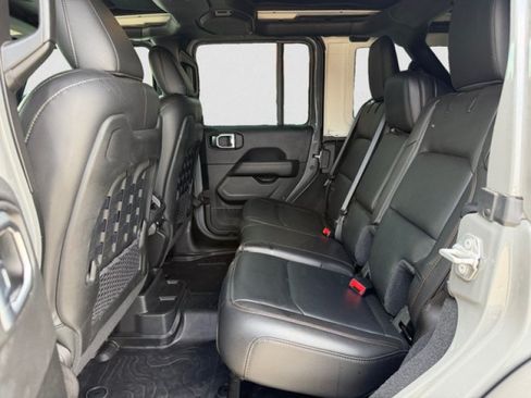 Used 2023 Jeep Wrangler Unlimited Rubicon 392 AWD/4WD image 18