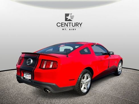 Used 2012 Ford Mustang GT Premium w/ HID Headlamps & Security Pkg image 2