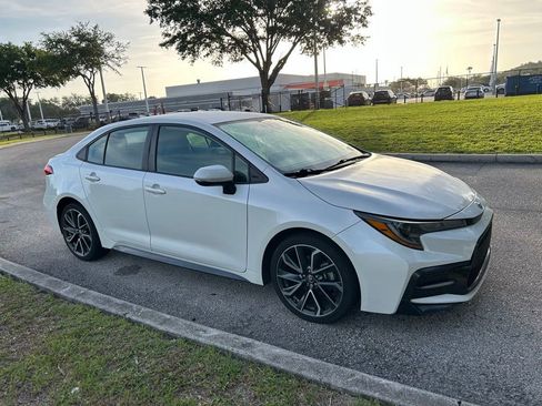 Used 2020 Toyota Corolla SE FWD image 8