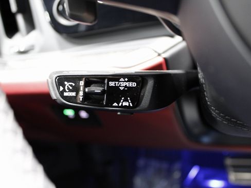 Used 2024 Porsche Cayenne Turbo GT image 30