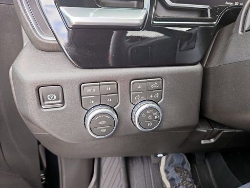 New 2026 GMC Sierra 2500 SLT w/ SLT Premium Package AWD/4WD image 20