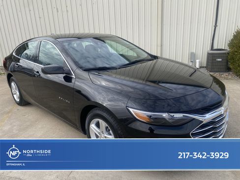 Used 2024 Chevrolet Malibu LT image 1