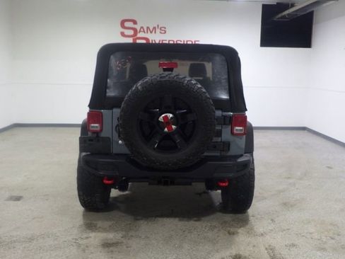 Used 2013 Jeep Wrangler Rubicon image 3