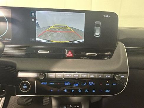 Used 2025 Hyundai Ioniq 5 SEL RWD image 23