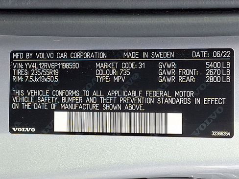 Certified 2023 Volvo XC60 B5 Core w/ Climate Package image 27