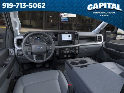 New 2026 Ford F250 XL w/ XL Chrome Package RWD image 9