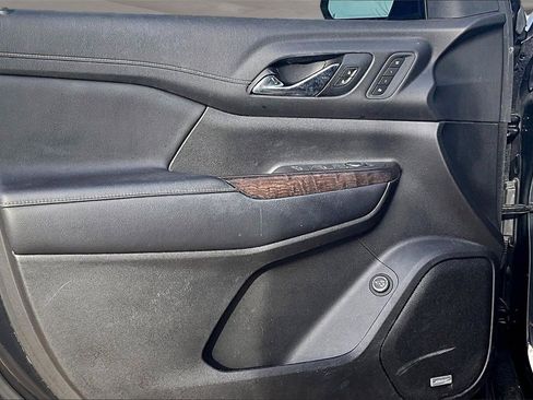 Used 2020 GMC Acadia Denali w/ Technology Package image 18