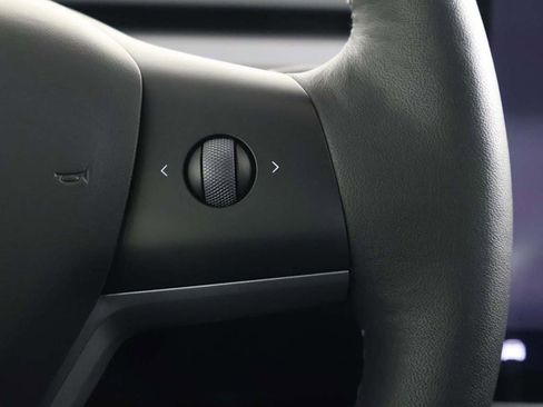 Used 2023 Tesla Model 3 Performance image 40