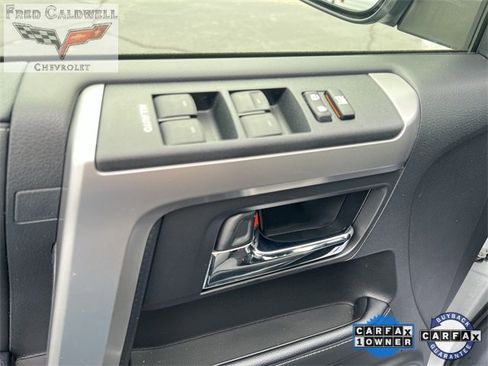 Used 2024 Toyota 4Runner SR5 image 22