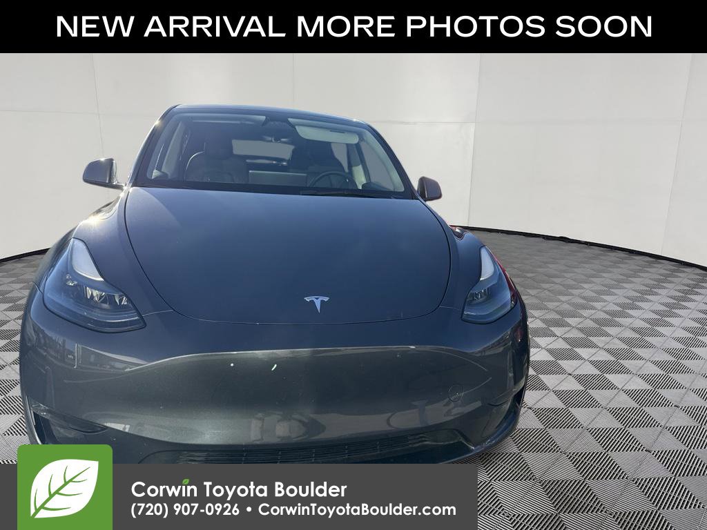 Used 2023 Tesla Model Y Long Range AWD/4WD image 2