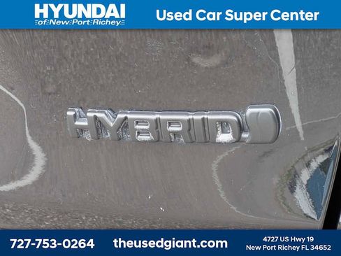 Used 2024 Toyota RAV4 AWD Hybrid image 13