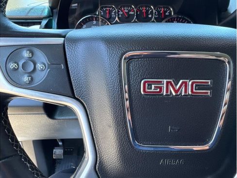 Used 2015 GMC Yukon SLE RWD image 30
