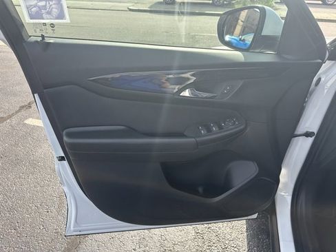 New 2025 Chevrolet TrailBlazer LT w/ LT Cold Weather Package image 12