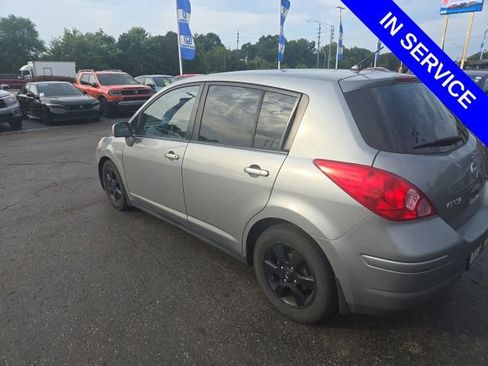 Used 2007 Nissan Versa Hatchback w/ ABS Pkg FWD image 4