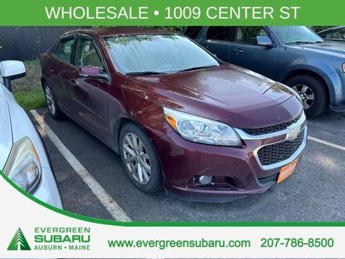 Used 2015 Chevrolet Malibu LT FWD image 1