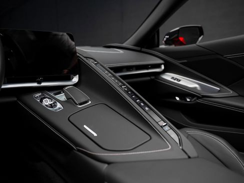 Used 2023 Chevrolet Corvette Stingray Convertible w/ Z51 Performance Package RWD image 45