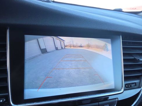 Used 2020 Buick Encore Preferred w/ Safety Package image 13