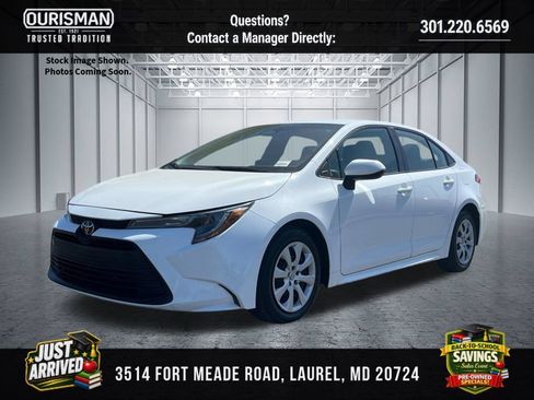 Used 2024 Toyota Corolla LE FWD image 1