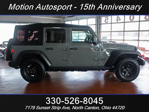 Used 2021 Jeep Wrangler Unlimited Sport AWD/4WD image 14