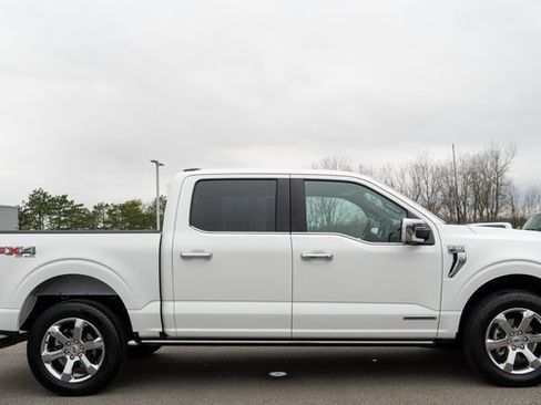 Used 2022 Ford F150 Lariat w/ Equipment Group 502A High image 5