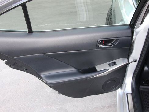 Used 2016 Lexus IS 300 AWD w/ F Sport Package image 16