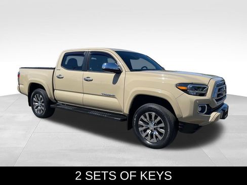 Used 2020 Toyota Tacoma Limited AWD/4WD image 8