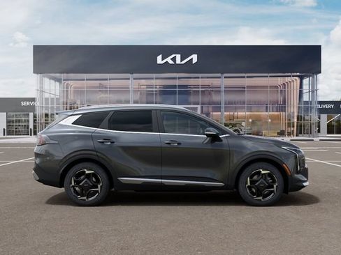 New 2026 Kia Sportage EX AWD/4WD image 7