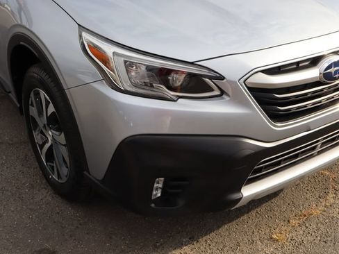 Certified 2022 Subaru Outback Limited AWD/4WD image 11