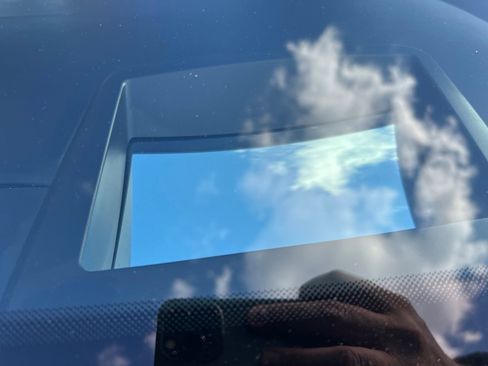 Used 2018 Genesis G90 5.0 Ultimate image 18