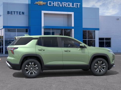 New 2026 Chevrolet Equinox LT w/ Safety and Technology Package image 5