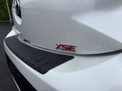 Used 2021 Toyota Corolla XSE FWD image 27