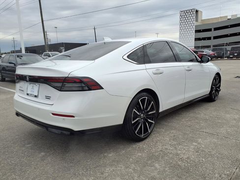 Certified 2023 Honda Accord Touring image 24