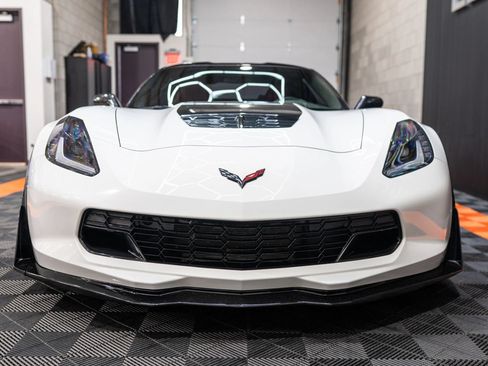 Used 2016 Chevrolet Corvette Z06 w/ Z07 Performance Package RWD image 5