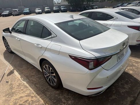 Used 2024 Lexus ES 350 FWD image 4