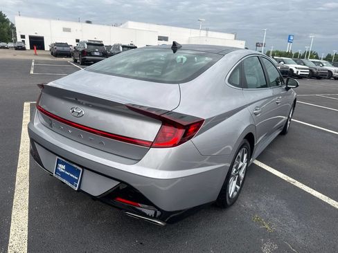Certified 2023 Hyundai Sonata SEL w/ Convenience Package FWD image 5