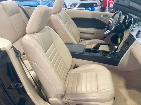 Used 2006 Ford Mustang GT image 47