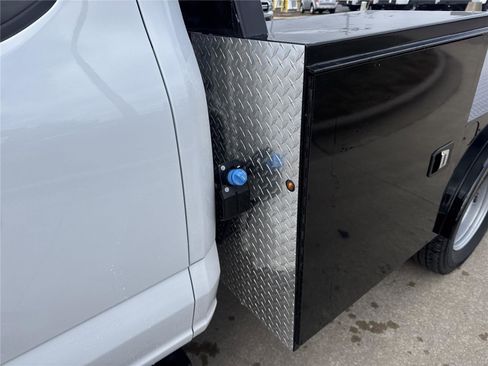 New 2025 Ford F350 XL w/ XL Chrome Package AWD/4WD image 3