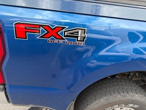 Used 2022 Ford F350 XLT w/ XLT Premium Package AWD/4WD image 12