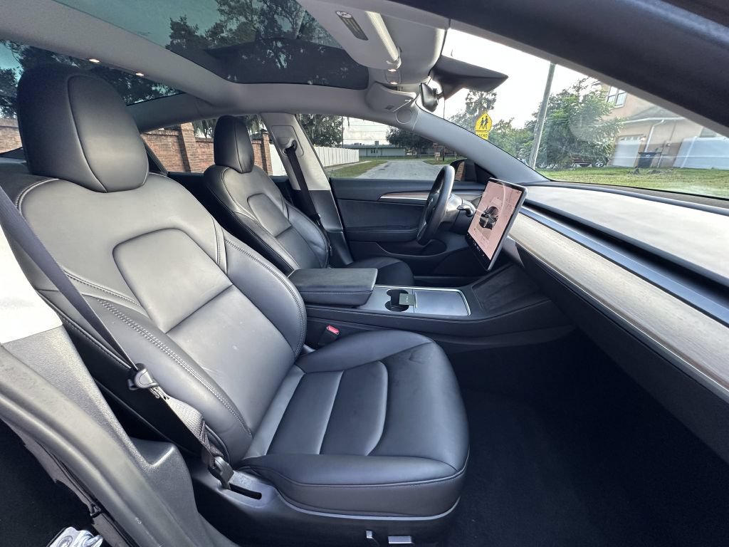 Used 2023 Tesla Model 3 Standard Range RWD image 9
