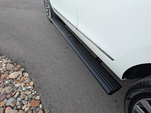 Used 2020 Lincoln Navigator Reserve w/ Luxury Package image 12