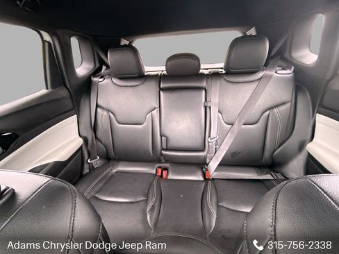 Used 2025 Jeep Compass Limited image 22